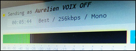 voix-off